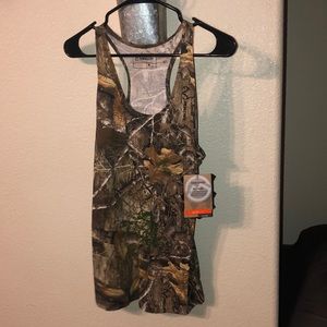 MAGELLAN REAL TREE Tank Medium Shirt
